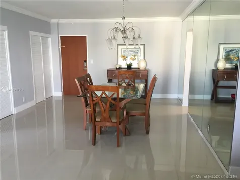 3901 S Ocean Drive Hollywood FL 33019