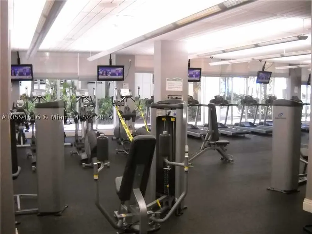 3901 S Ocean Drive Hollywood FL 33019