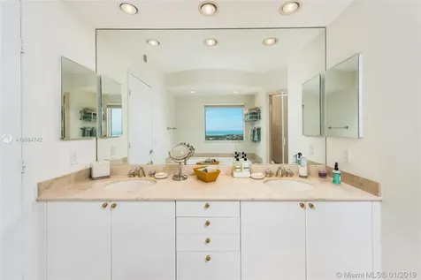 789 Crandon Boulevard Key Biscayne FL 33149