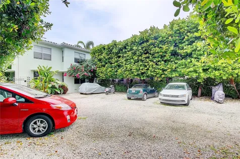 935 10th Street Miami Beach FL 33139