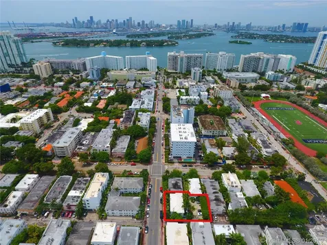 935 10th Street Miami Beach FL 33139