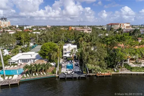 1024 SE 4th Street Fort Lauderdale FL 33301