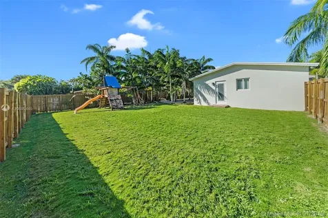 8050 SW 137th Street Palmetto Bay FL 33158
