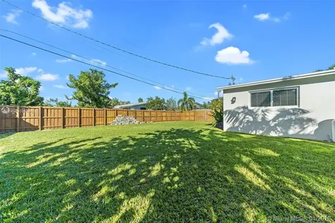8050 SW 137th Street Palmetto Bay FL 33158