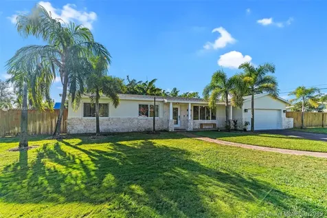 8050 SW 137th Street Palmetto Bay FL 33158