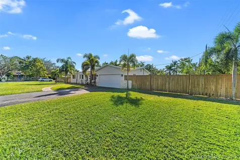 8050 SW 137th Street Palmetto Bay FL 33158