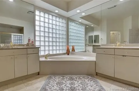 2477 Bay Isle Court Weston FL 33327