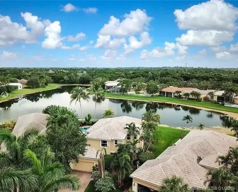 2477 Bay Isle Court Weston FL 33327