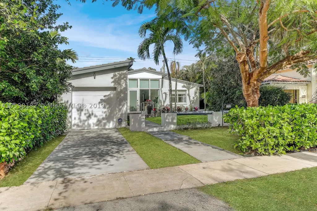 427 Aragon Avenue Coral Gables FL 33134