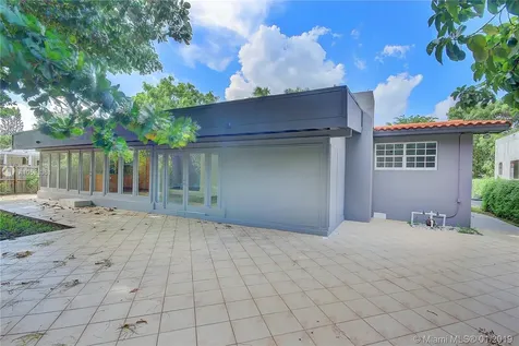 5500 SW 80th Street Miami FL 33143