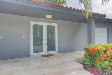 5500 SW 80th Street Miami FL 33143