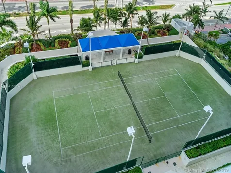 4779 Collins Avenue Miami Beach FL 33140