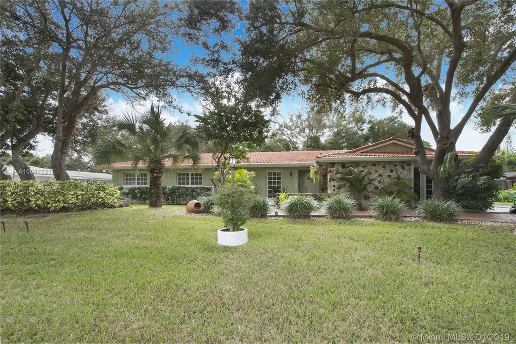 7540 SW 162nd Street Palmetto Bay FL 33157
