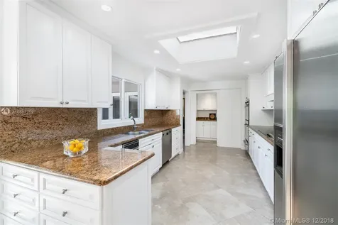 8125 SW 52nd Avenue Miami FL 33143