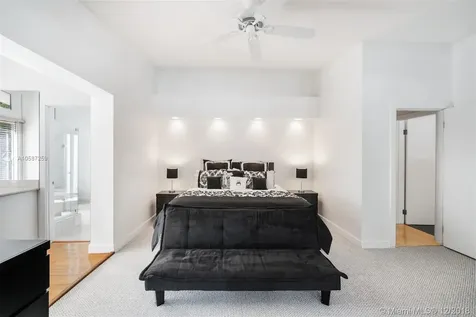 8125 SW 52nd Avenue Miami FL 33143