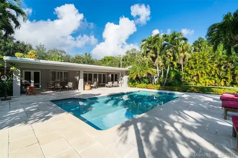 8125 SW 52nd Avenue Miami FL 33143