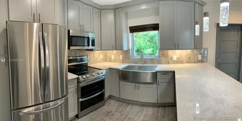813 Catalina Place Coral Gables FL 33134