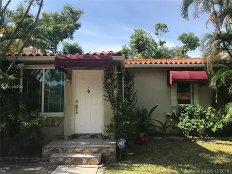 6227 SW 12th Street West Miami FL 33144