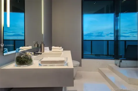 Sunny Isles Beach FL 33160