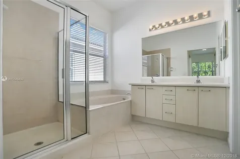 916 Tulip Circle Weston FL 33327