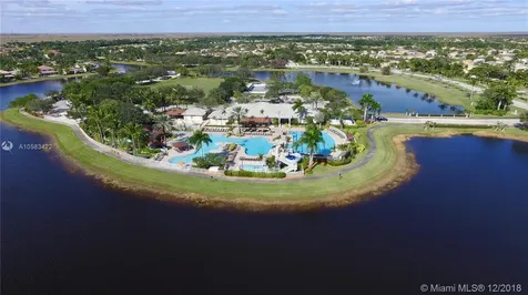 916 Tulip Circle Weston FL 33327