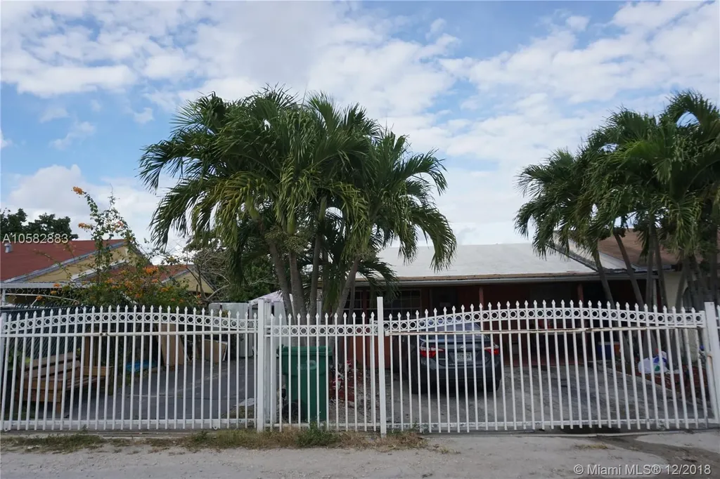 4523 NW 185th Street Miami Gardens FL 33055
