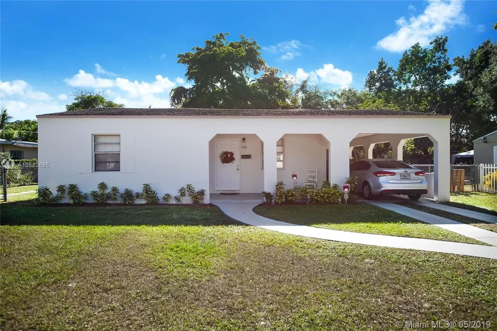 930 NE 141st Street North Miami FL 33161