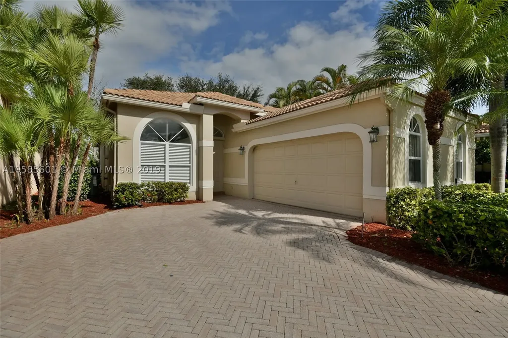 5223 Ventura Drive Delray Beach FL 33484