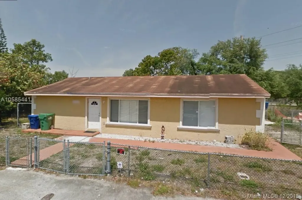 20747 NW 41st Avenue Road Miami Gardens FL 33055