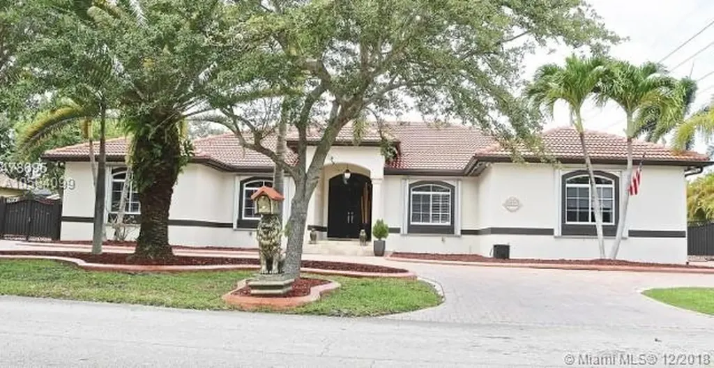 8201 SW 187th Street Cutler Bay FL 33157