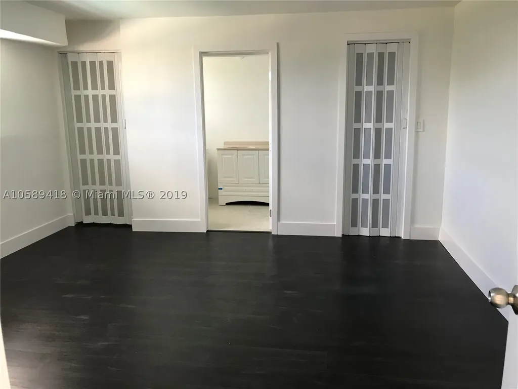 3700 NW 44th Avenue Lauderdale Lakes FL 33319