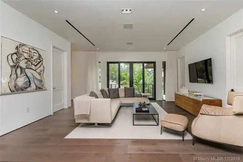 8950 Arvida Drive Coral Gables FL 33156