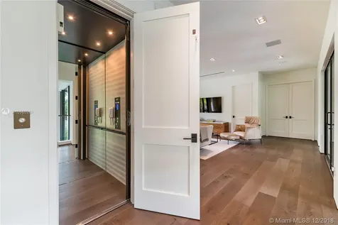 8950 Arvida Drive Coral Gables FL 33156