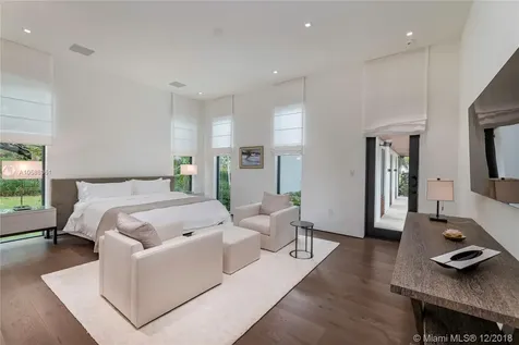 8950 Arvida Drive Coral Gables FL 33156