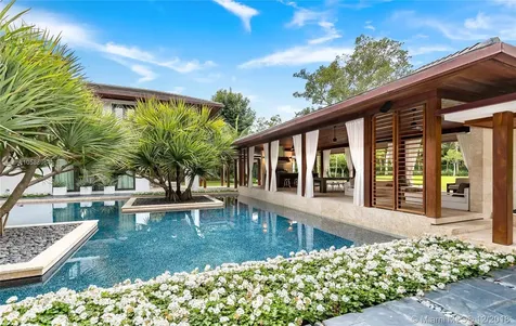 8950 Arvida Drive Coral Gables FL 33156