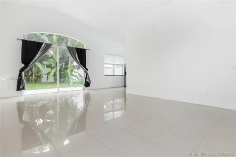 2203 Portofino Avenue Homestead FL 33033