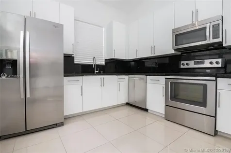 2203 Portofino Avenue Homestead FL 33033