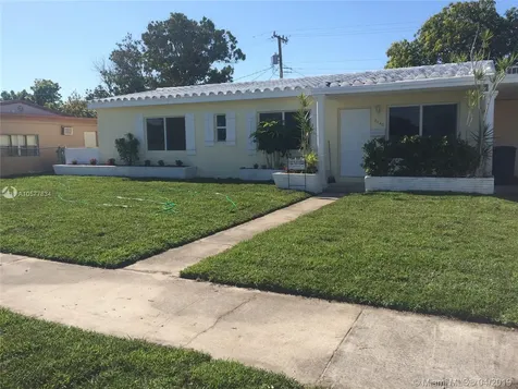 3020 NW 187th Street Miami Gardens FL 33056
