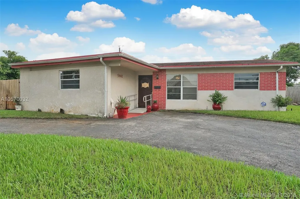 5440 NW 12th Court Lauderhill FL 33313