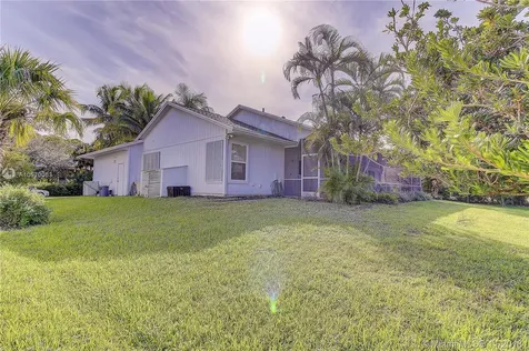 8737 SE Sharon Street Hobe Sound FL 33455
