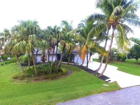 8737 SE Sharon Street Hobe Sound FL 33455