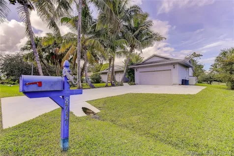 8737 SE Sharon Street Hobe Sound FL 33455