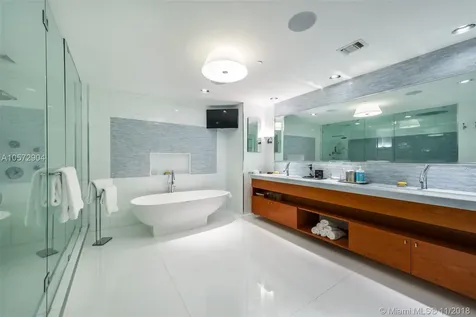 5959 Collins Avenue Miami Beach FL 33140