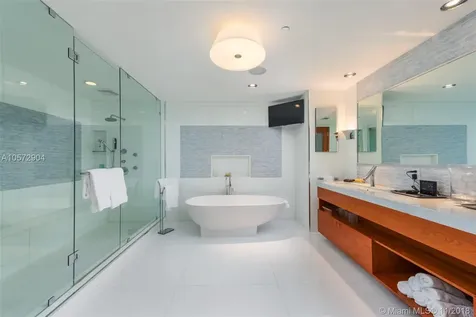 5959 Collins Avenue Miami Beach FL 33140