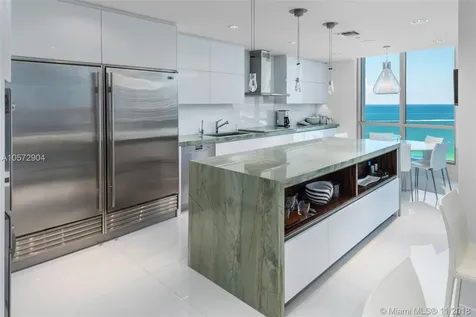5959 Collins Avenue Miami Beach FL 33140