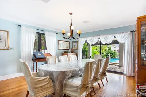 4505 N Meridian Avenue Miami Beach FL 33140