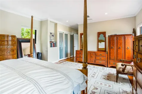 4505 N Meridian Avenue Miami Beach FL 33140