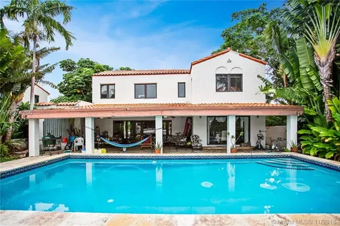4505 N Meridian Avenue Miami Beach FL 33140
