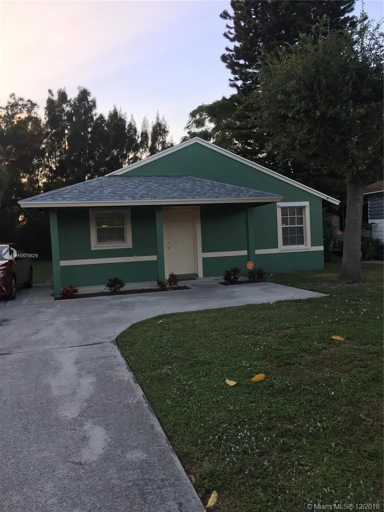 220 NW 4th Avenue Delray Beach FL 33444