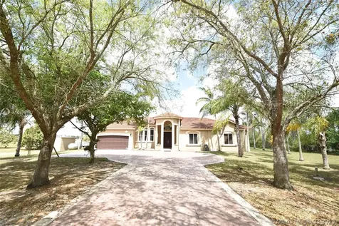19889 SW 236th Street Homestead FL 33031